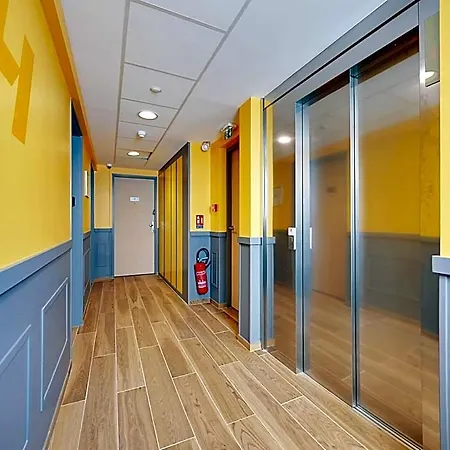 Hotel Cosy With Rooftop And Ac - 2p - Vanves