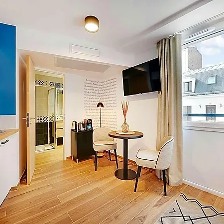 Hotel Cosy With Rooftop And Ac - 2p - Vanves