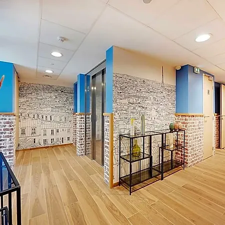 Hotel Cosy With Rooftop And Ac - 2p - Vanves 3*